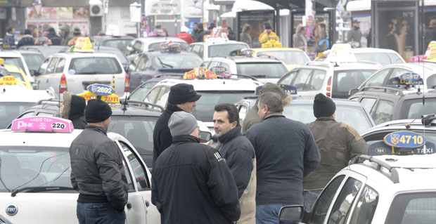 CarGo: Ко све стоји иза ноћних акција?